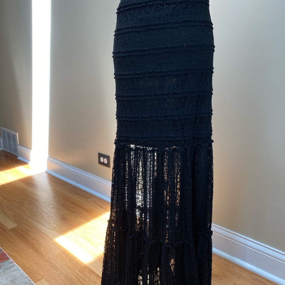 Xhilaration Women Black Lace Skirt